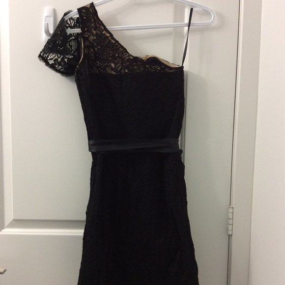 Custom unique black lace fitted mini dress - Picture 5 of 6